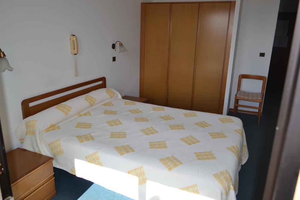Hotel Aitone Évisa Zimmer foto